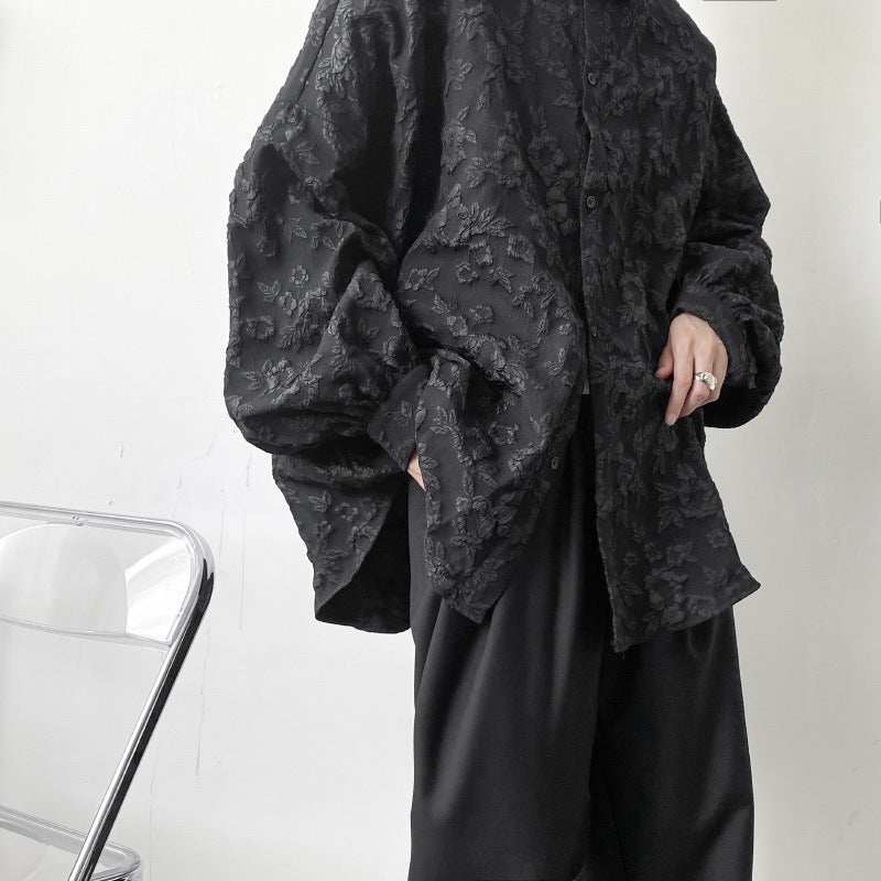 Men's dark jacquard embossed pleated long sleeve shirt coat in loose fit, made of cotton blend fabric.
